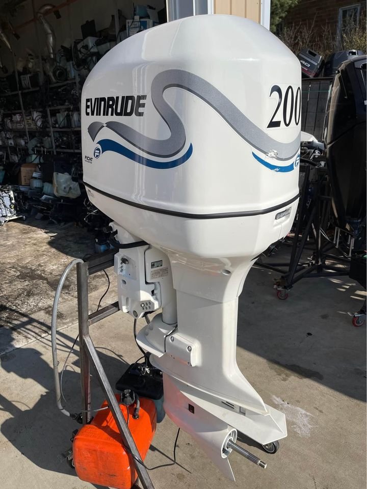 2005 Evinrude 200 HP 2-Stroke 20" Shaft - Alpha Marine Outboards