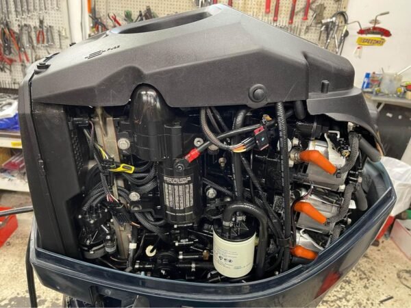 2010 Evinrude Etec 200 HP 2-Stroke 25” Shaft - Alpha Marine Outboards
