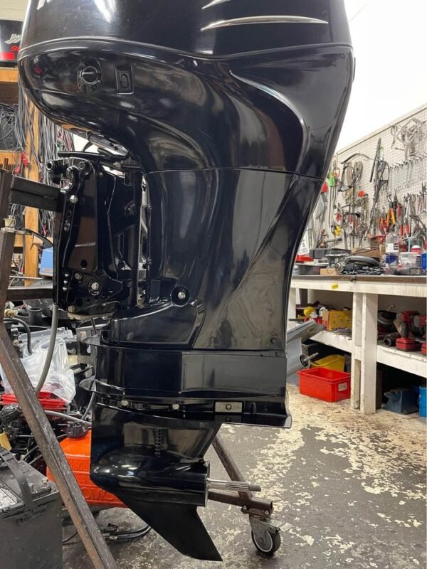 2011 Mercury Verado 150 HP 4-Stroke 20” Shaft Outboard Motor - Alpha Marine Outboards