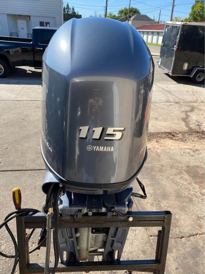 2015 Used Yamaha 115 HP 4-Stroke 20" Shaft | F115LB | Alpha Marine