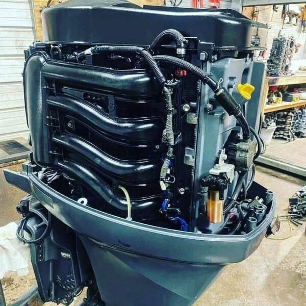 2015 Yamaha 90 HP 4-Stroke 25'' Shaft Outboard Motor - Alpha Marine Outboards