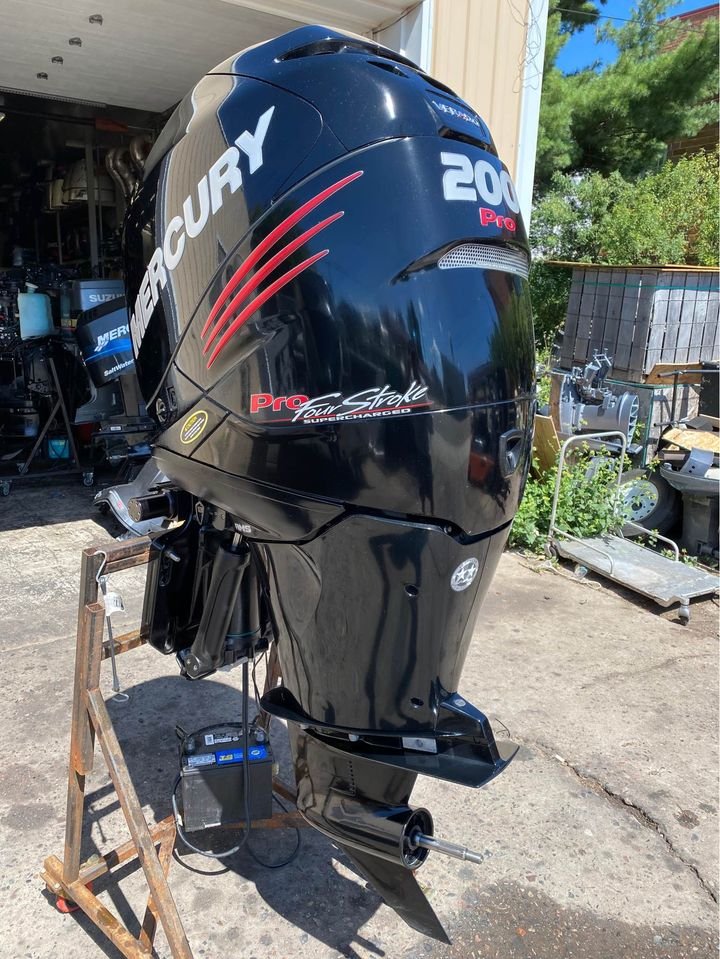 2018 Mercury Verado Pro 200 HP 4-Stroke 20" Shaft - Alpha Marine Outboards