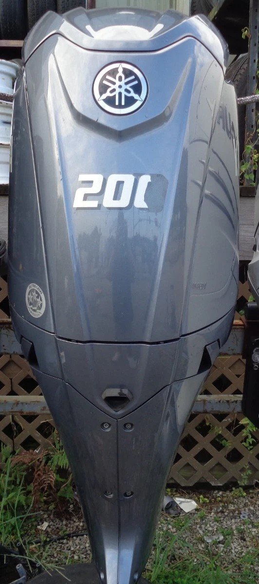 **SOLD** USED 2022 YAMAHA 200 HP 25" 4 FOUR STROKE OUTBOARD BOAT MOTOR F200 200hp ENGINE — Used Outboards