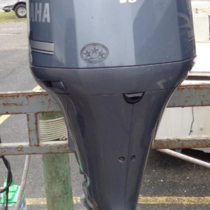 USED 2014 YAMAHA 300 HP 25" 4 FOUR STROKE OUTBOARD BOAT MOTOR F300 300hp ENGINE — Used Outboards