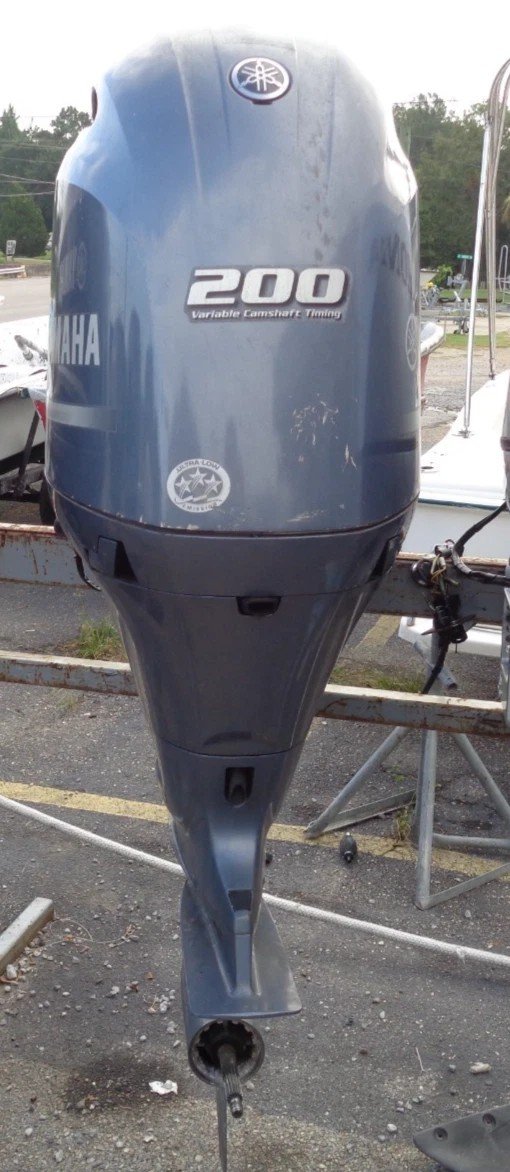 USED 2018 YAMAHA 200 HP 20" 4 FOUR STROKE OUTBOARD BOAT MOTOR F200 200hp ENGINE — Used Outboards